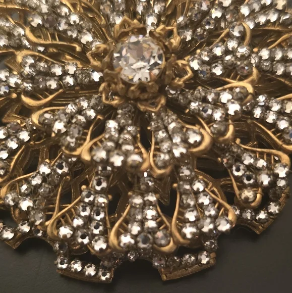 Vintage Miriam Haskell Brooch - Picture 4 of 5